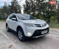 Белый Тойота РАВ 4, объемом двигателя 2.5 л и пробегом 204 тыс. км за 18900 $, фото 1 на Automoto.ua