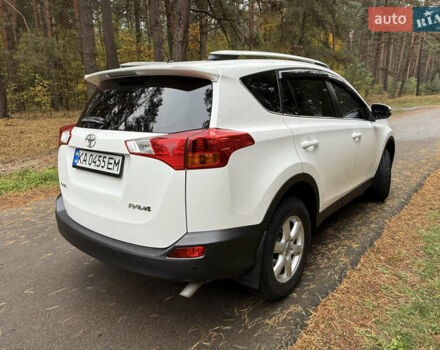 Тойота РАВ 4 2013 у Києві на Automoto.ua Білий Тойота РАВ 4, об'ємом двигуна 2 л та пробігом 192 тис. км за 16800 $, фото 26 на Automoto.ua