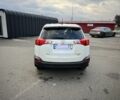 Білий Тойота РАВ 4, об'ємом двигуна 2.2 л та пробігом 253 тис. км за 14450 $, фото 4 на Automoto.ua
