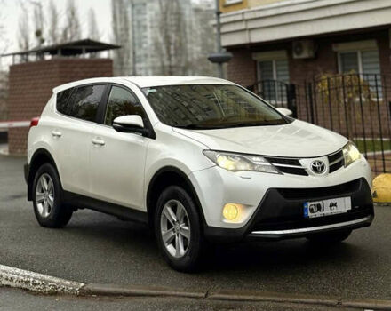 Білий Тойота РАВ 4, об'ємом двигуна 2.23 л та пробігом 250 тис. км за 15500 $, фото 4 на Automoto.ua