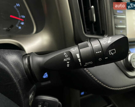 Белый Тойота РАВ 4, объемом двигателя 2.5 л и пробегом 250 тыс. км за 14000 $, фото 23 на Automoto.ua