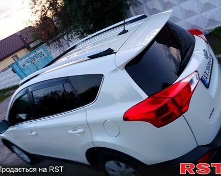 Белый Тойота РАВ 4, объемом двигателя 2.2 л и пробегом 209 тыс. км за 18600 $, фото 9 на Automoto.ua