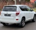 Білий Тойота РАВ 4, об'ємом двигуна 2.23 л та пробігом 199 тис. км за 14300 $, фото 3 на Automoto.ua