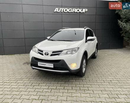 Белый Тойота РАВ 4, объемом двигателя 2.5 л и пробегом 250 тыс. км за 14000 $, фото 4 на Automoto.ua