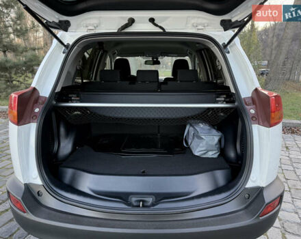 Белый Тойота РАВ 4, объемом двигателя 2 л и пробегом 98 тыс. км за 18200 $, фото 50 на Automoto.ua