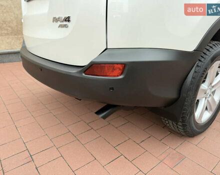 Белый Тойота РАВ 4, объемом двигателя 2.5 л и пробегом 79 тыс. км за 19200 $, фото 27 на Automoto.ua