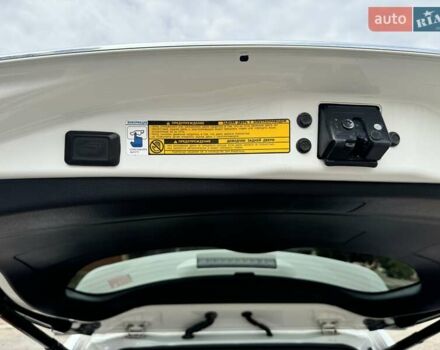 Белый Тойота РАВ 4, объемом двигателя 2.49 л и пробегом 98 тыс. км за 22500 $, фото 34 на Automoto.ua