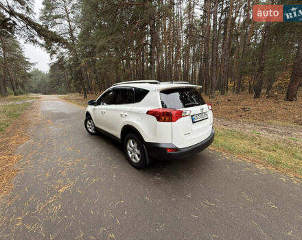 Тойота РАВ 4 2013 у Києві на Automoto.ua Білий Тойота РАВ 4, об'ємом двигуна 2 л та пробігом 192 тис. км за 16800 $, фото 52 на Automoto.ua