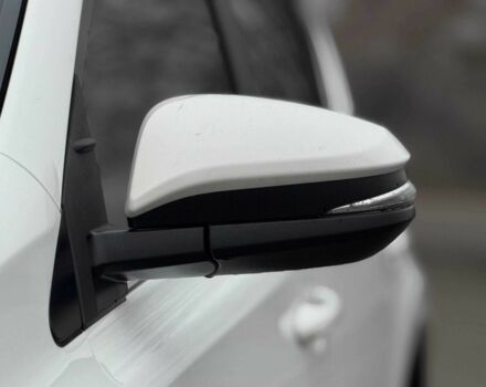 Белый Тойота РАВ 4, объемом двигателя 2.2 л и пробегом 209 тыс. км за 14900 $, фото 5 на Automoto.ua