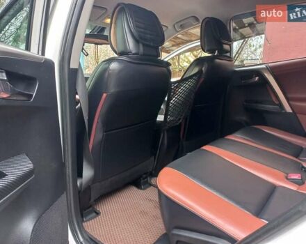 Белый Тойота РАВ 4, объемом двигателя 2.23 л и пробегом 175 тыс. км за 18500 $, фото 20 на Automoto.ua