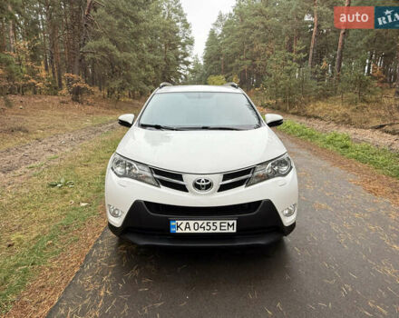 Тойота РАВ 4 2013 у Києві на Automoto.ua Білий Тойота РАВ 4, об'ємом двигуна 2 л та пробігом 192 тис. км за 16800 $, фото 3 на Automoto.ua