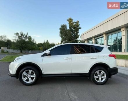 Белый Тойота РАВ 4, объемом двигателя 2 л и пробегом 52 тыс. км за 19990 $, фото 4 на Automoto.ua