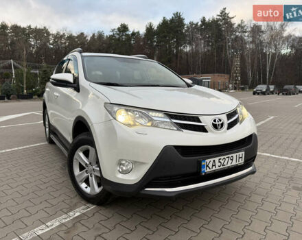Білий Тойота РАВ 4, об'ємом двигуна 2.5 л та пробігом 195 тис. км за 17300 $, фото 1 на Automoto.ua