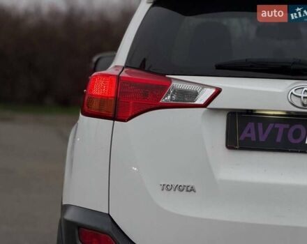 Білий Тойота РАВ 4, об'ємом двигуна 2.23 л та пробігом 209 тис. км за 14900 $, фото 21 на Automoto.ua