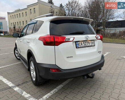 Білий Тойота РАВ 4, об'ємом двигуна 2.5 л та пробігом 195 тис. км за 17300 $, фото 4 на Automoto.ua