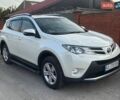 Белый Тойота РАВ 4, объемом двигателя 2.49 л и пробегом 200 тыс. км за 17500 $, фото 1 на Automoto.ua