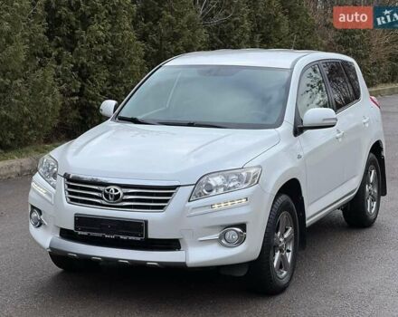 Білий Тойота РАВ 4, об'ємом двигуна 2.23 л та пробігом 199 тис. км за 14300 $, фото 1 на Automoto.ua
