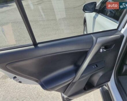 Белый Тойота РАВ 4, объемом двигателя 2.23 л и пробегом 117 тыс. км за 19999 $, фото 3 на Automoto.ua