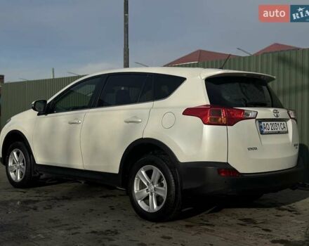 Белый Тойота РАВ 4, объемом двигателя 2.23 л и пробегом 182 тыс. км за 14500 $, фото 6 на Automoto.ua