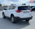 Білий Тойота РАВ 4, об'ємом двигуна 1.99 л та пробігом 215 тис. км за 14000 $, фото 5 на Automoto.ua