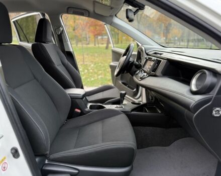 Белый Тойота РАВ 4, объемом двигателя 2 л и пробегом 96 тыс. км за 17800 $, фото 12 на Automoto.ua