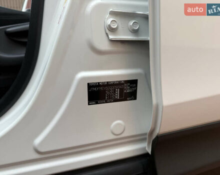 Белый Тойота РАВ 4, объемом двигателя 2.5 л и пробегом 79 тыс. км за 19200 $, фото 79 на Automoto.ua