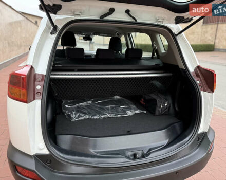 Белый Тойота РАВ 4, объемом двигателя 2.5 л и пробегом 79 тыс. км за 19200 $, фото 64 на Automoto.ua