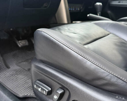 Білий Тойота РАВ 4, об'ємом двигуна 2.5 л та пробігом 195 тис. км за 17300 $, фото 18 на Automoto.ua