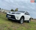 Белый Тойота РАВ 4, объемом двигателя 2.49 л и пробегом 220 тыс. км за 16900 $, фото 1 на Automoto.ua
