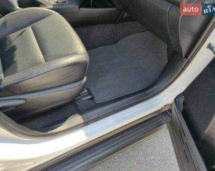 Белый Тойота РАВ 4, объемом двигателя 2.23 л и пробегом 117 тыс. км за 19999 $, фото 23 на Automoto.ua