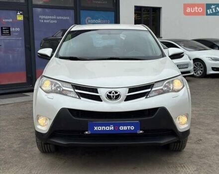 Белый Тойота РАВ 4, объемом двигателя 1.99 л и пробегом 135 тыс. км за 16500 $, фото 1 на Automoto.ua