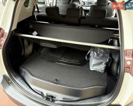 Білий Тойота РАВ 4, об'ємом двигуна 2 л та пробігом 98 тис. км за 17900 $, фото 63 на Automoto.ua