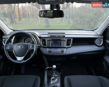 Белый Тойота РАВ 4, объемом двигателя 2 л и пробегом 98 тыс. км за 18200 $, фото 43 на Automoto.ua