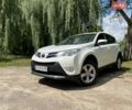 Белый Тойота РАВ 4, объемом двигателя 2.23 л и пробегом 200 тыс. км за 14950 $, фото 1 на Automoto.ua