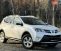 Белый Тойота РАВ 4, объемом двигателя 2 л и пробегом 98 тыс. км за 18200 $, фото 2 на Automoto.ua
