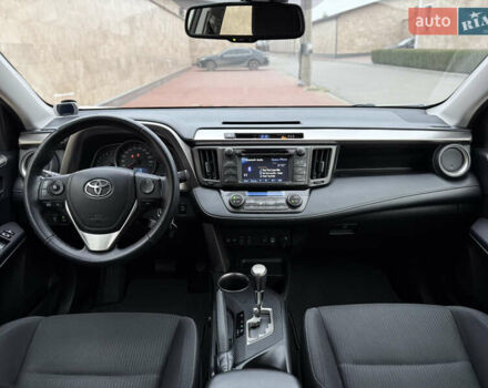 Белый Тойота РАВ 4, объемом двигателя 2.5 л и пробегом 79 тыс. км за 19200 $, фото 54 на Automoto.ua