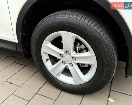 Белый Тойота РАВ 4, объемом двигателя 2 л и пробегом 98 тыс. км за 18200 $, фото 21 на Automoto.ua