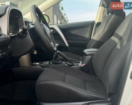 Белый Тойота РАВ 4, объемом двигателя 2.23 л и пробегом 182 тыс. км за 14500 $, фото 33 на Automoto.ua