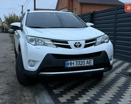 Белый Тойота РАВ 4, объемом двигателя 2.49 л и пробегом 252 тыс. км за 15500 $, фото 2 на Automoto.ua
