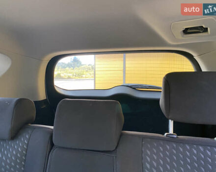 Білий Тойота РАВ 4, об'ємом двигуна 2.23 л та пробігом 158 тис. км за 15400 $, фото 45 на Automoto.ua