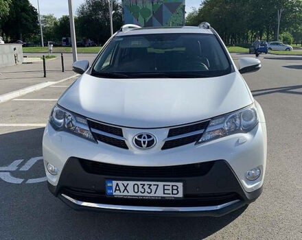 Тойота РАВ 4 2013 в Харькове на Automoto.ua Белый Тойота РАВ 4, объемом двигателя 2.5 л и пробегом 139 тыс. км за 20500 $, фото 5 на Automoto.ua