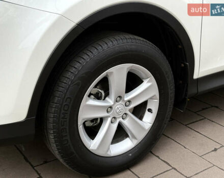 Белый Тойота РАВ 4, объемом двигателя 2 л и пробегом 98 тыс. км за 18200 $, фото 23 на Automoto.ua