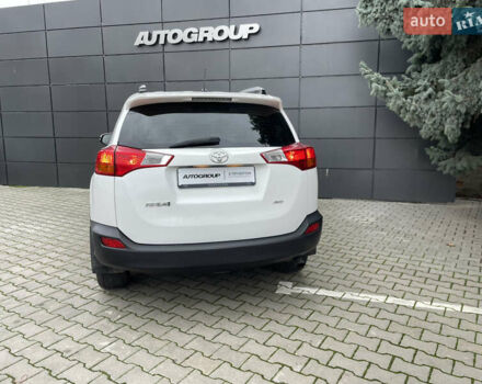 Белый Тойота РАВ 4, объемом двигателя 2.5 л и пробегом 250 тыс. км за 14000 $, фото 9 на Automoto.ua