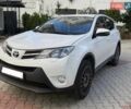 Белый Тойота РАВ 4, объемом двигателя 2.23 л и пробегом 180 тыс. км за 18500 $, фото 1 на Automoto.ua
