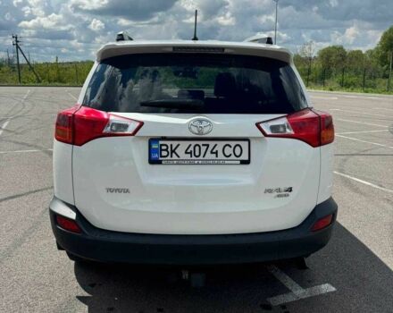 Белый Тойота РАВ 4, объемом двигателя 2.2 л и пробегом 141 тыс. км за 17000 $, фото 3 на Automoto.ua