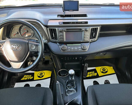 Белый Тойота РАВ 4, объемом двигателя 2.23 л и пробегом 160 тыс. км за 17700 $, фото 10 на Automoto.ua