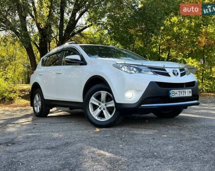 Белый Тойота РАВ 4, объемом двигателя 2.23 л и пробегом 131 тыс. км за 18000 $, фото 9 на Automoto.ua