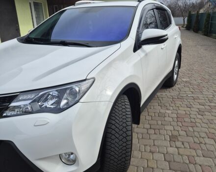 Белый Тойота РАВ 4, объемом двигателя 2.2 л и пробегом 124 тыс. км за 19000 $, фото 3 на Automoto.ua