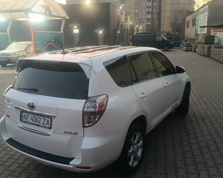 Білий Тойота РАВ 4, об'ємом двигуна 0 л та пробігом 180 тис. км за 12200 $, фото 4 на Automoto.ua