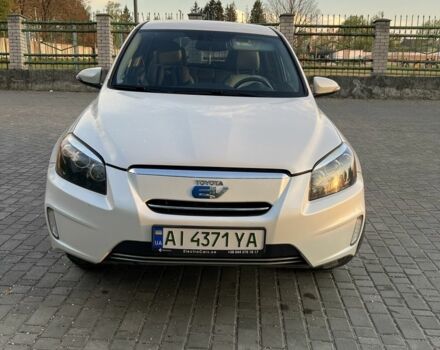 Білий Тойота РАВ 4, об'ємом двигуна 0 л та пробігом 178 тис. км за 10000 $, фото 3 на Automoto.ua